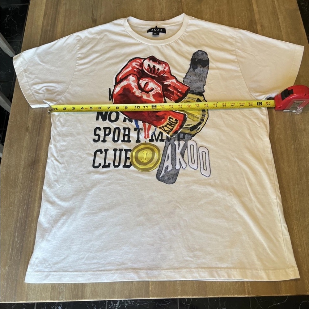 Sz 3XL akoo graphic tee